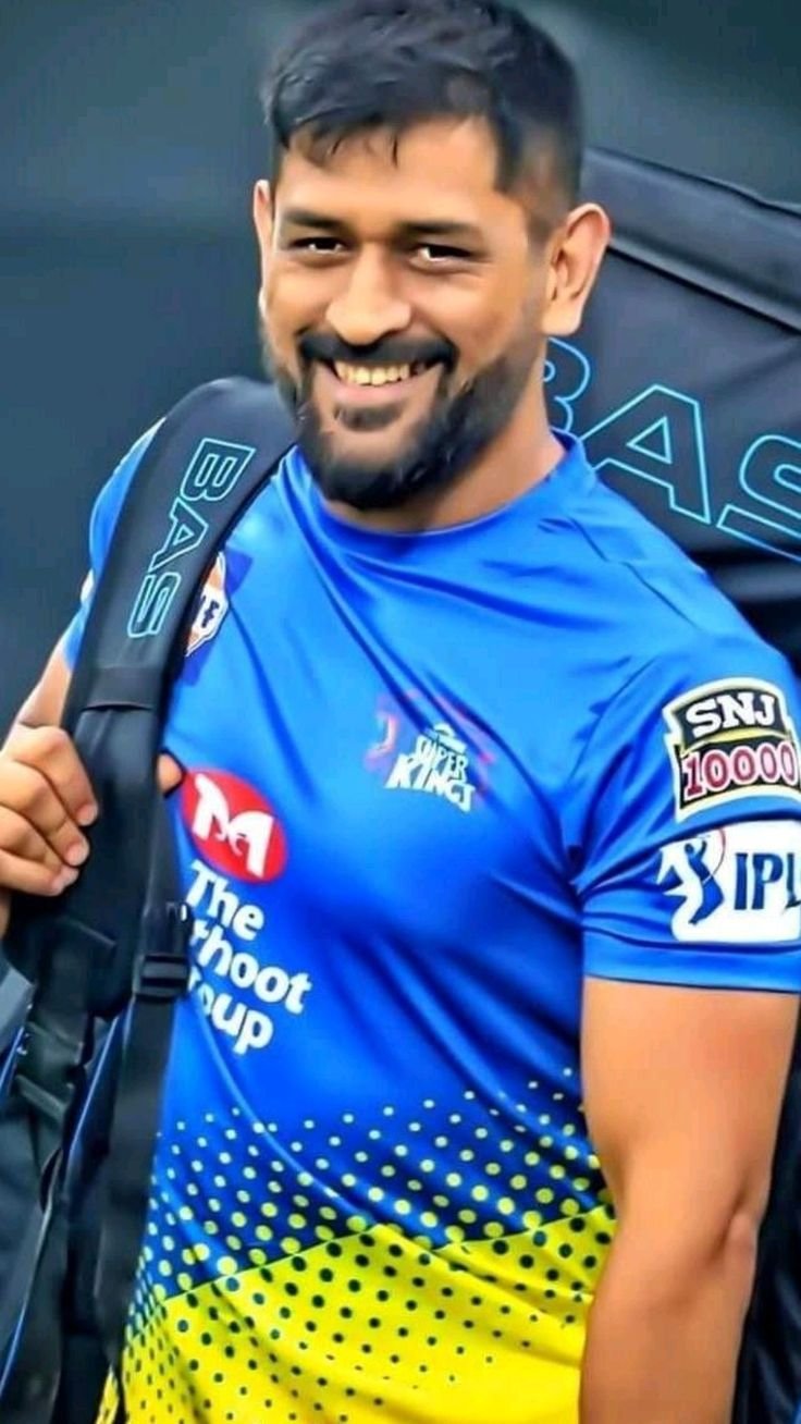 महेंद्र सिंह धोनी:जन्म 7 जुलाई 1981